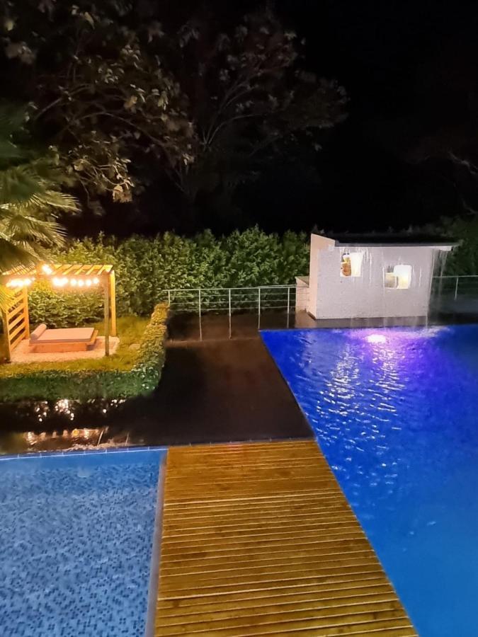 Hotel Puerto Triunfo Doradal Bagian luar foto